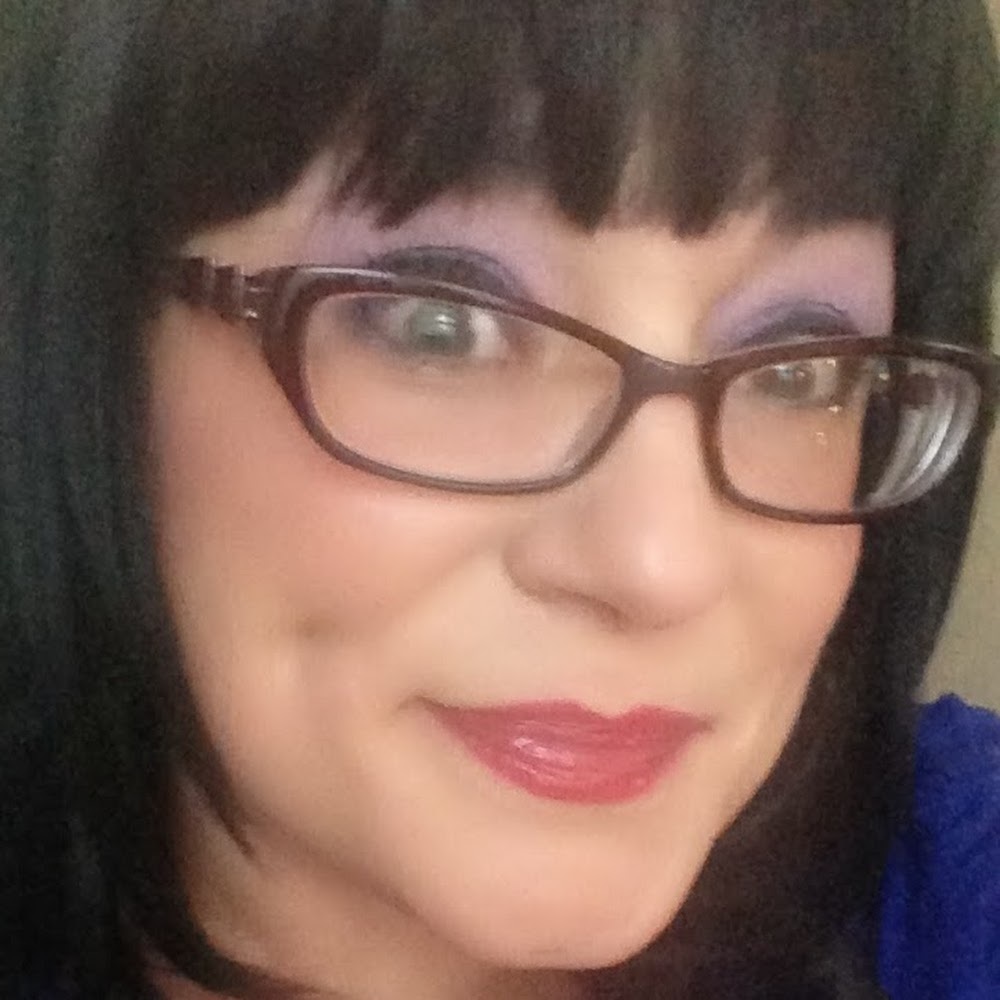 Meet your Posher, Kara